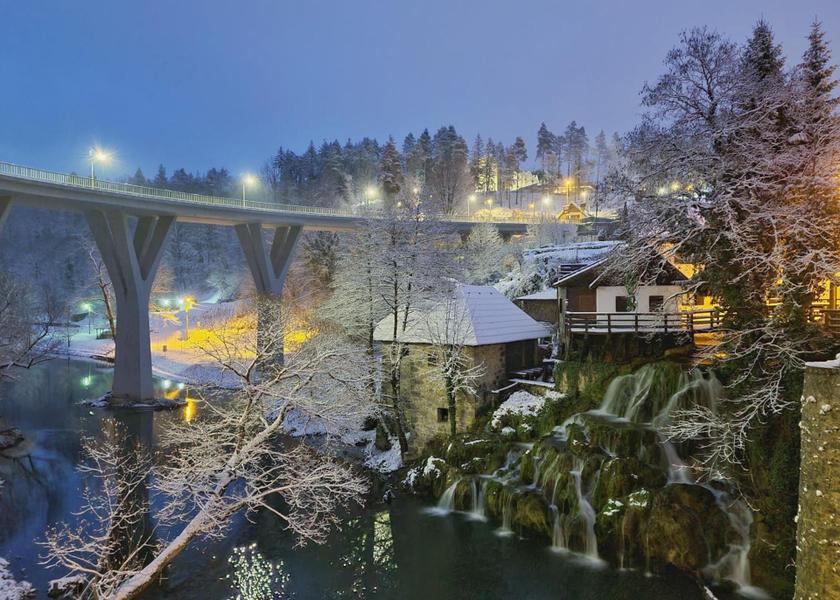 Karlovac Slunj nearby attraction