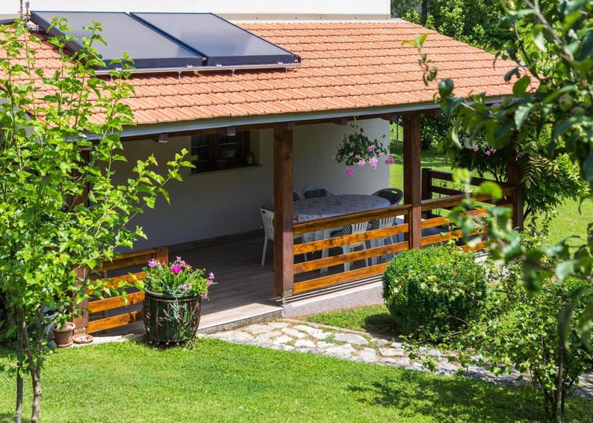 Karlovac Slunj balcony/terrace
