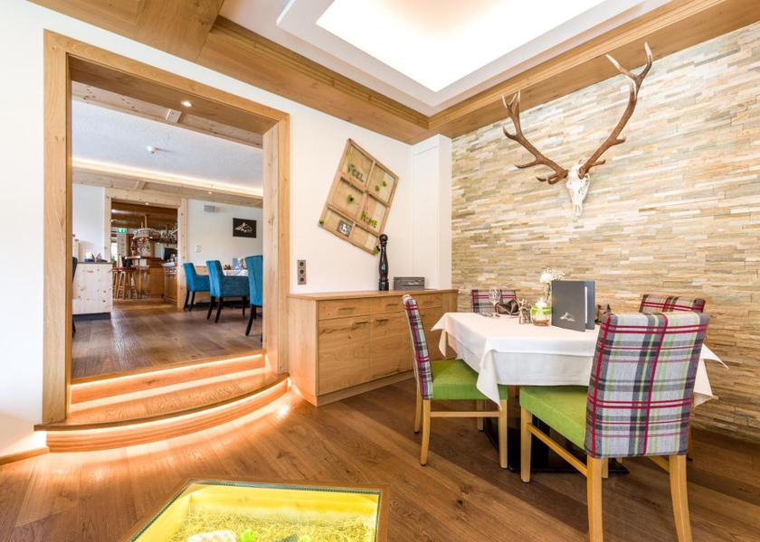 Tyrol Holzgau Restaurant