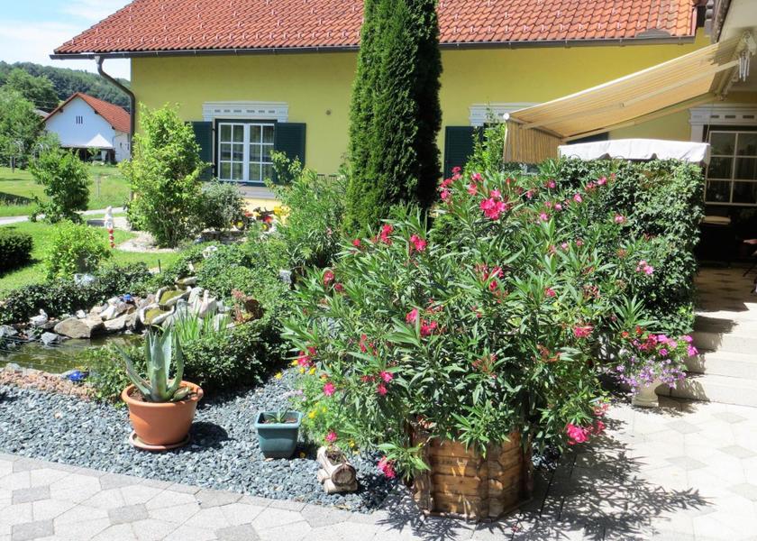 Burgenland Jennersdorf balcony/terrace