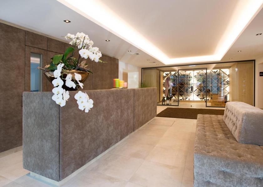 Tyrol Kirchberg in Tirol lobby