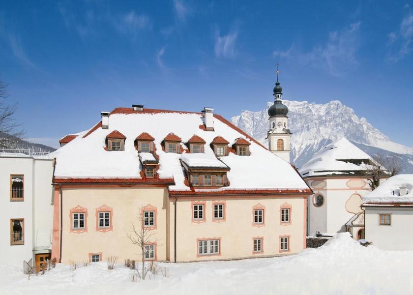 Tyrol Lermoos entrance