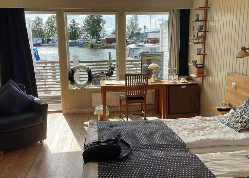 Västra Götaland County Karlsborg Double Room with Lake View