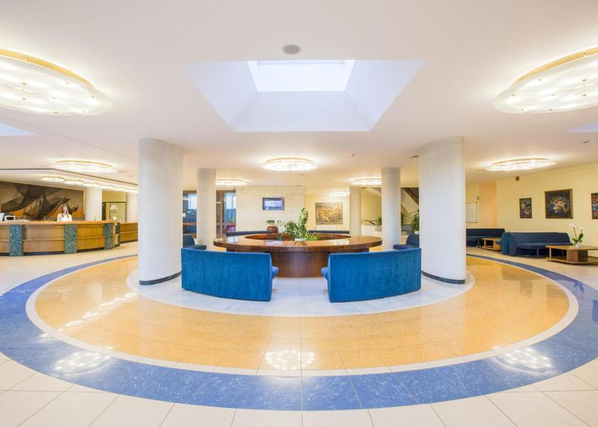  Jurmala lobby