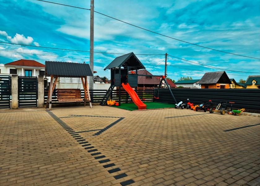 Maramureş Ocna Sugatag playground