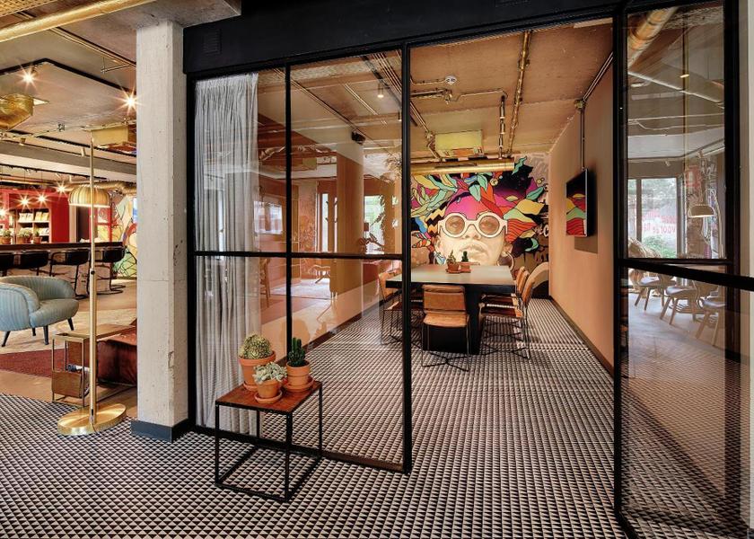 meeting room / ballrooms