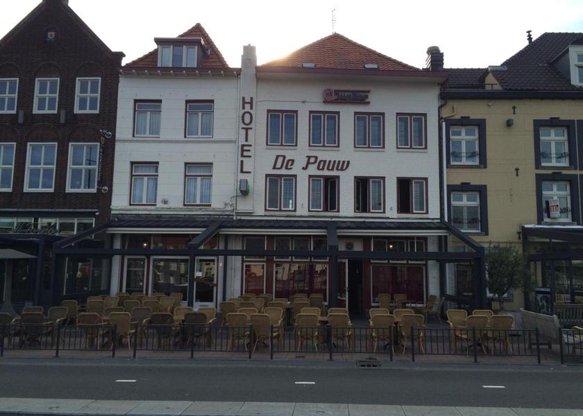 Limburg Roermond Entrance