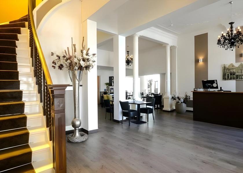 South Holland Delft lobby