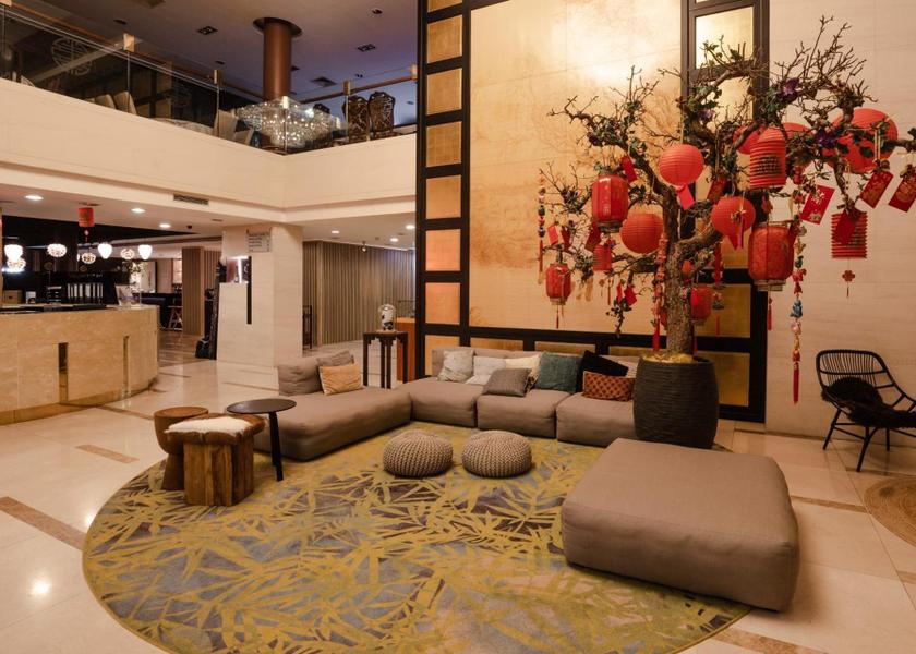 South Holland Delft lobby