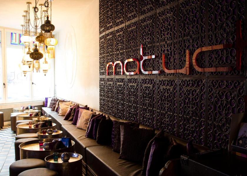 bar/lounge
