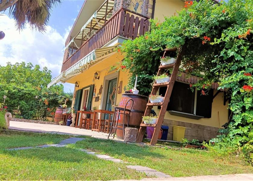 Calabria Castrovillari garden