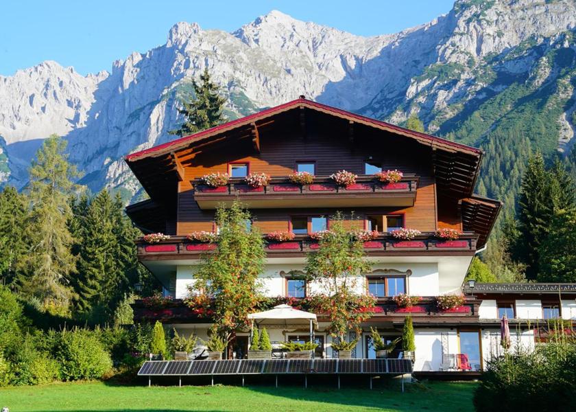 Styria Ramsau am Dachstein surrounding environment