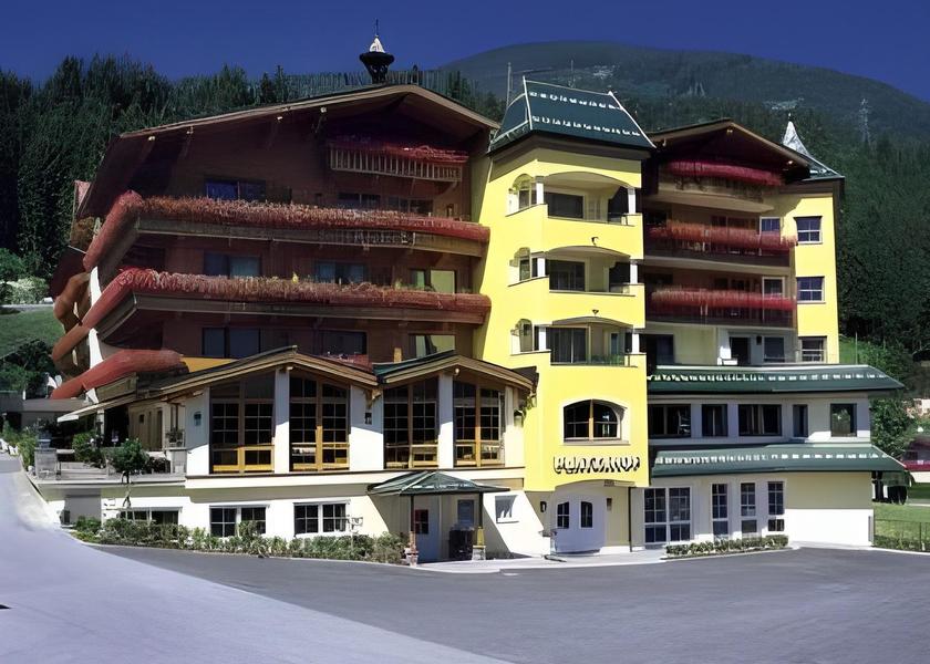 Tyrol Ried im Zillertal exterior view