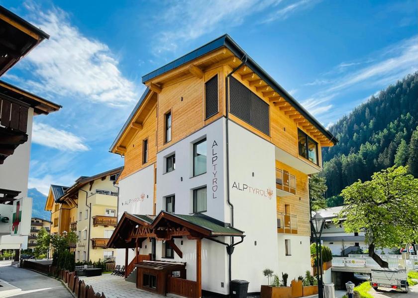 Tyrol Sankt Anton am Arlberg exterior view