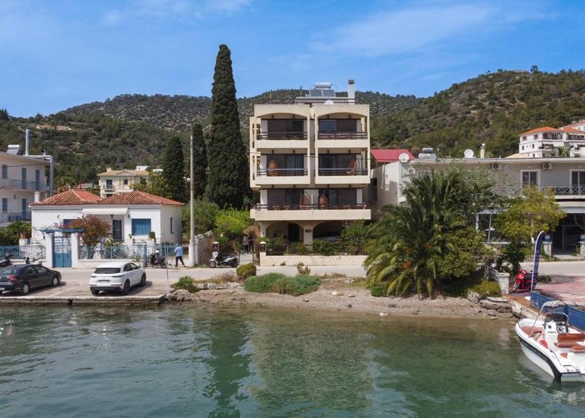 Attica Poros 