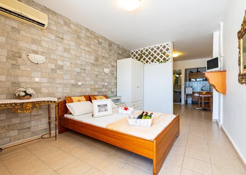 Attica Poros 1 Bedroom Deluxe