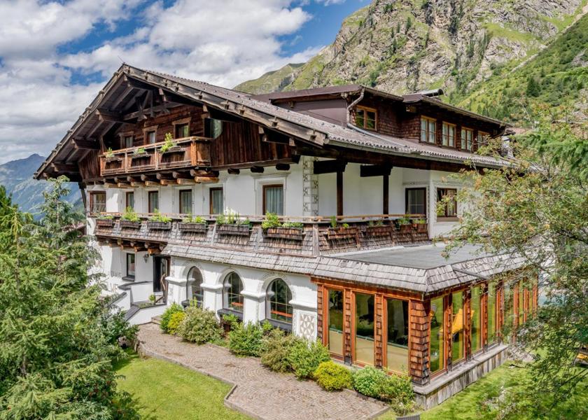Tyrol Sankt Leonhard im Pitztal Hotel Exterior