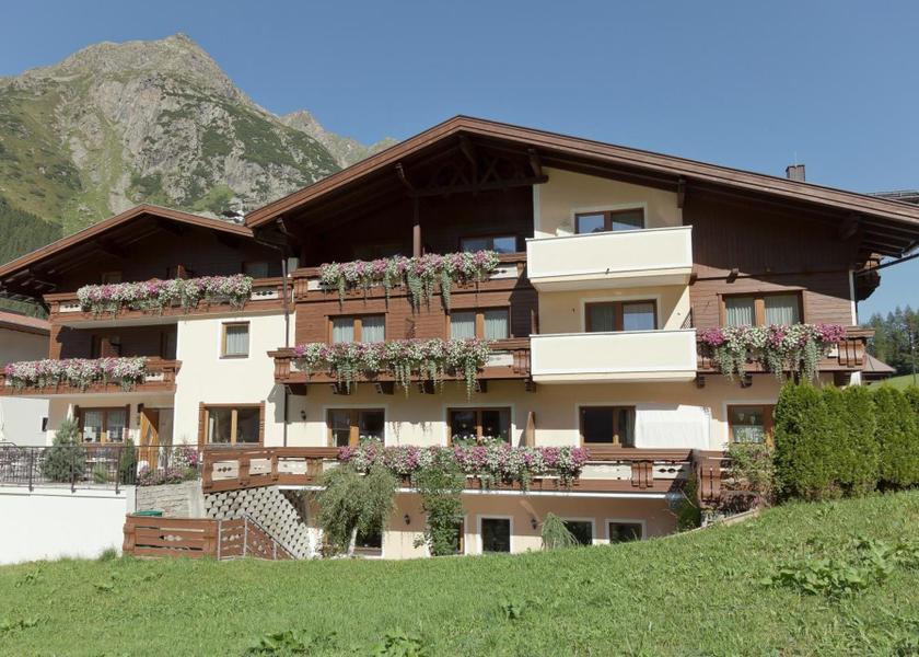 Tyrol Sankt Leonhard im Pitztal exterior view