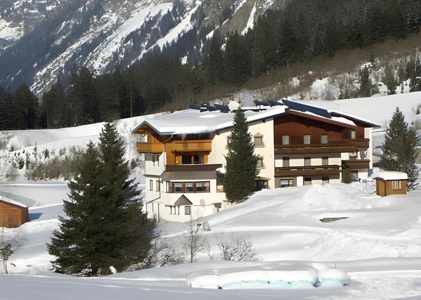 Tyrol Sankt Leonhard im Pitztal surrounding environment
