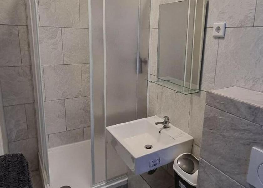 North Rhine-Westphalia Gladbeck Double Room with Private Bathroom