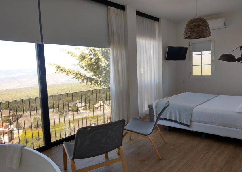 Andalusia La Zubia Junior Suite with City View