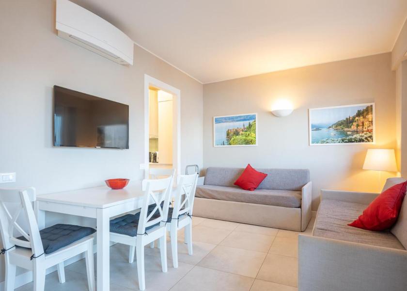 Lombardy Varenna facilities