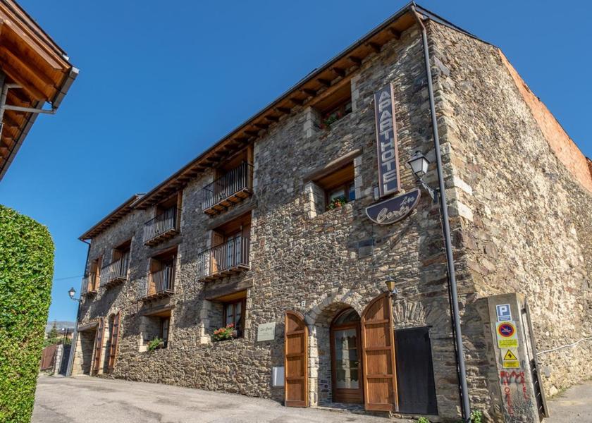 Occitanie Llívia entrance