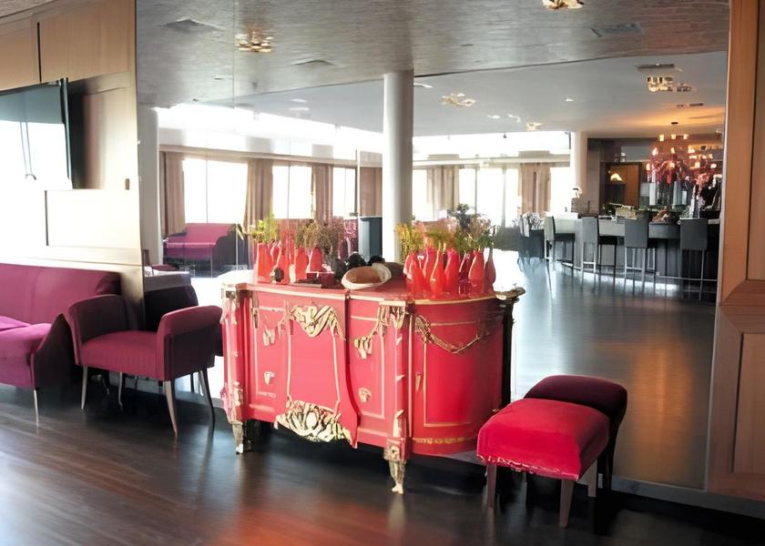 South Holland Noordwijk Lobby