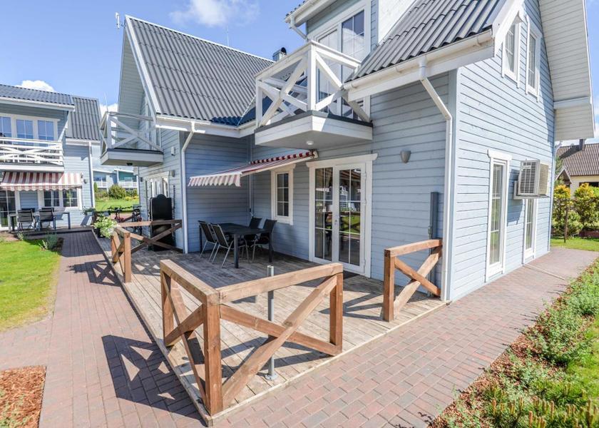  Palanga exterior view