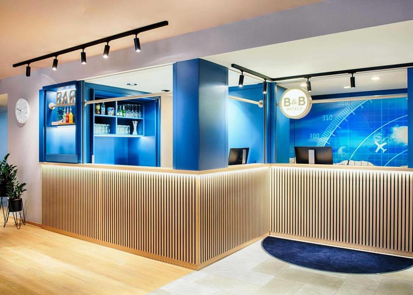 Bavaria Hallbergmoos lobby