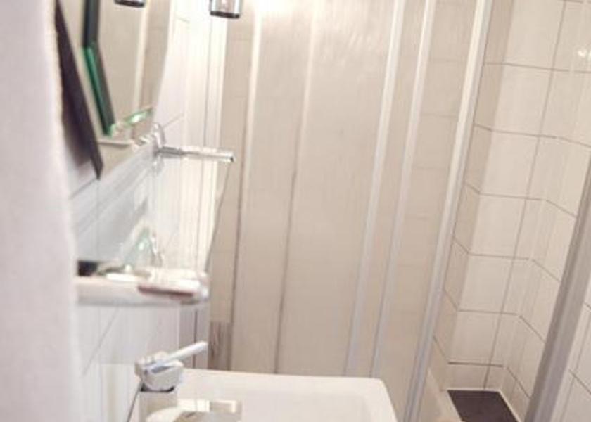 Saxony-Anhalt Halle (Saale) bathroom