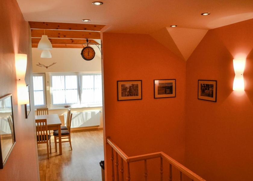 shared lounge/tv area