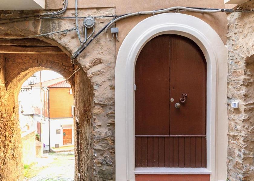 Campania Ascea entrance