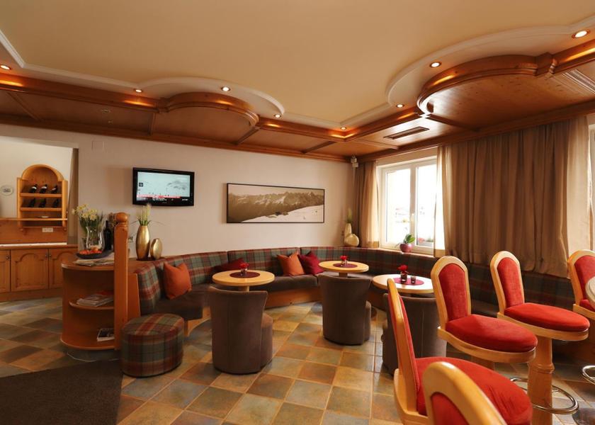 Tyrol Ischgl bar/lounge