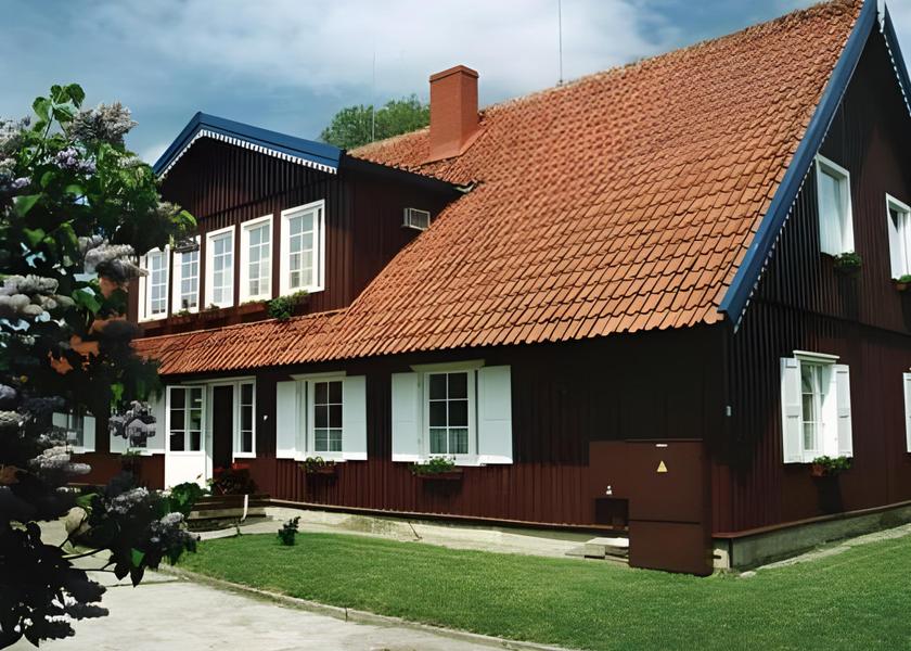  Neringa exterior view