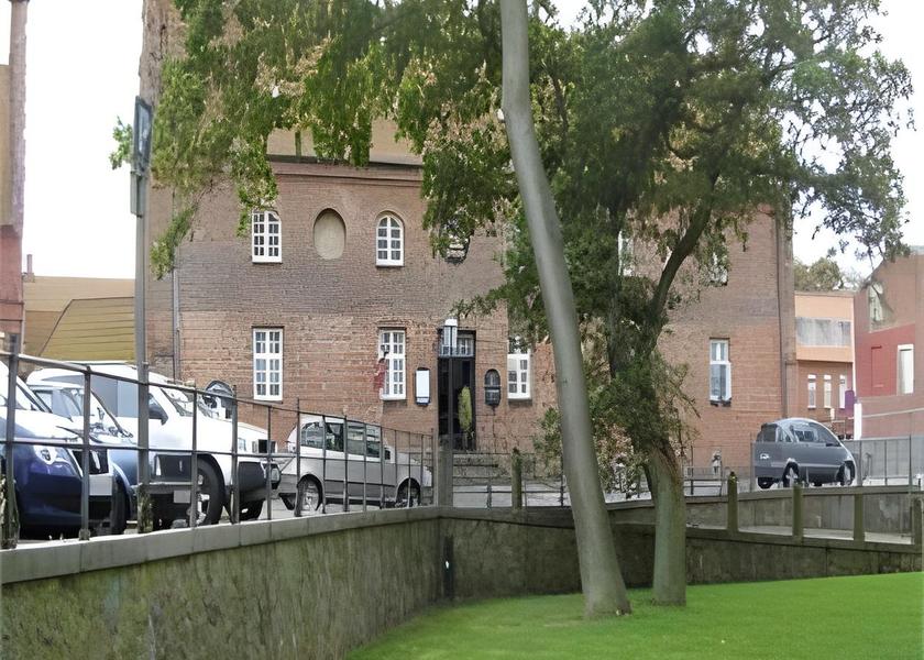 Syddanmark Ribe exterior view