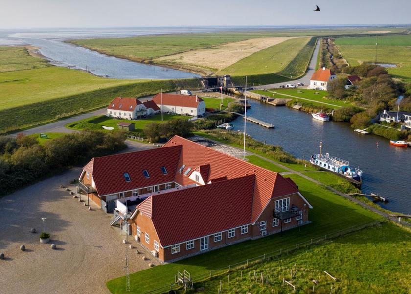 Syddanmark Ribe exterior view