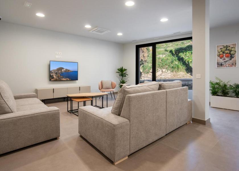 Navarre Tudela shared lounge/tv area