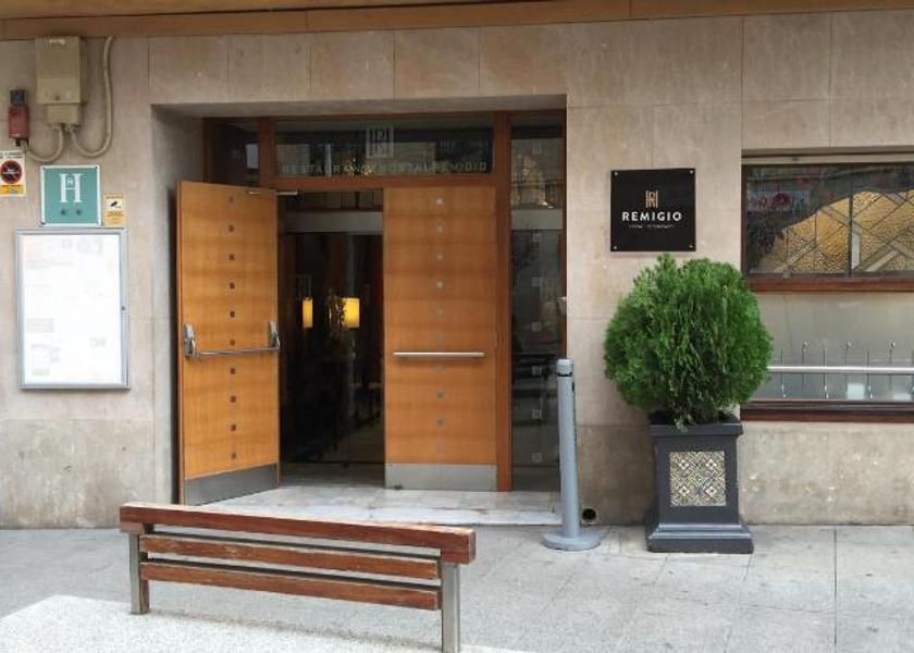 Navarre Tudela Entrance