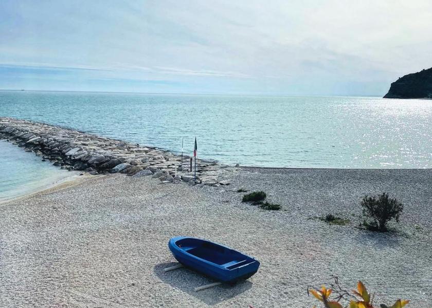 Puglia Mattinata beach