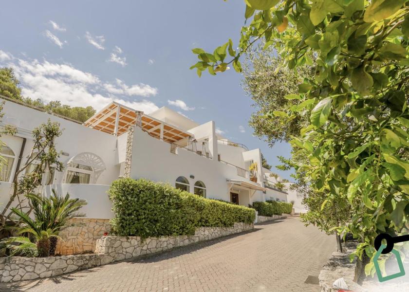 Puglia Mattinata exterior view