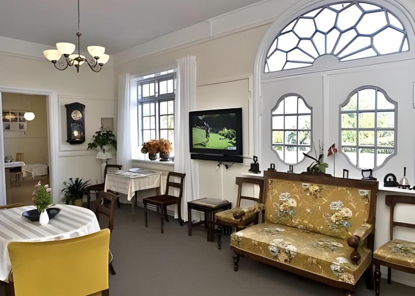 Hovedstaden Allinge interior view