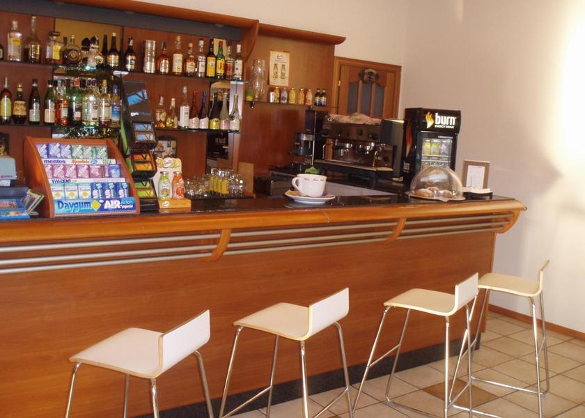 Lombardy Saronno bar/lounge