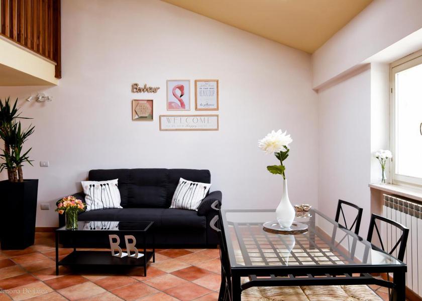 Campania Avellino shared lounge/tv area