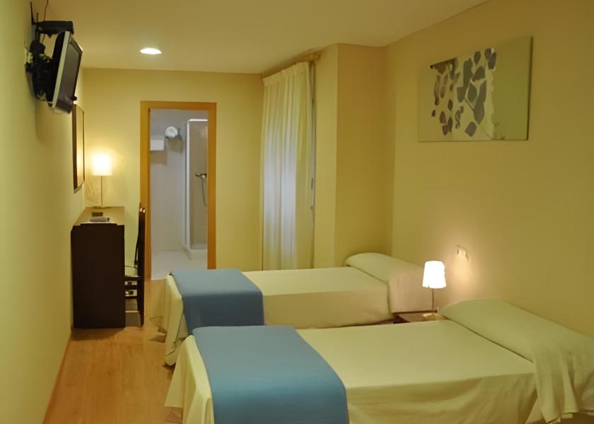 Castile and León Soria guestroom