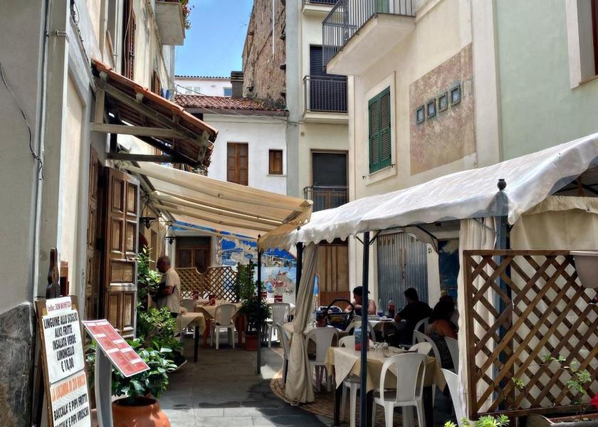 Calabria Diamante exterior view