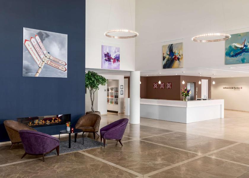 South Holland Oegstgeest lobby