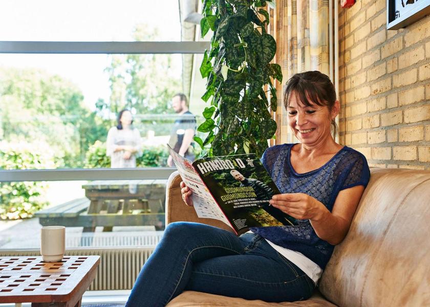 shared lounge/tv area