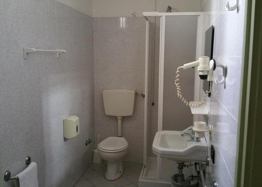 Tuscany Montecatini Terme bathroom