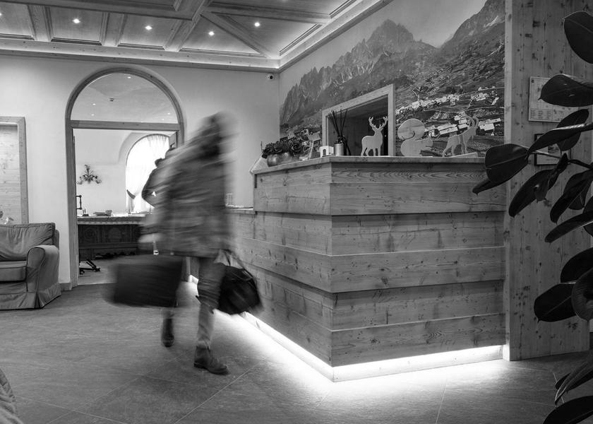 Veneto Cortina d'Ampezzo lobby